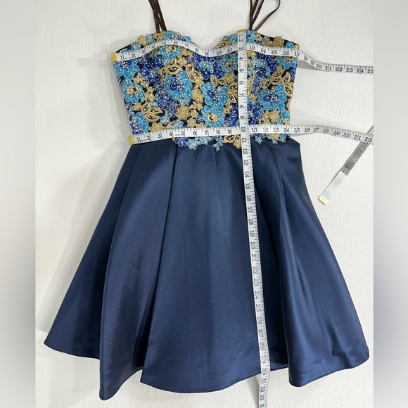 Camille La Vie embellished strapless bodice a line formal mini dress size 12 - Picture 6 of 10